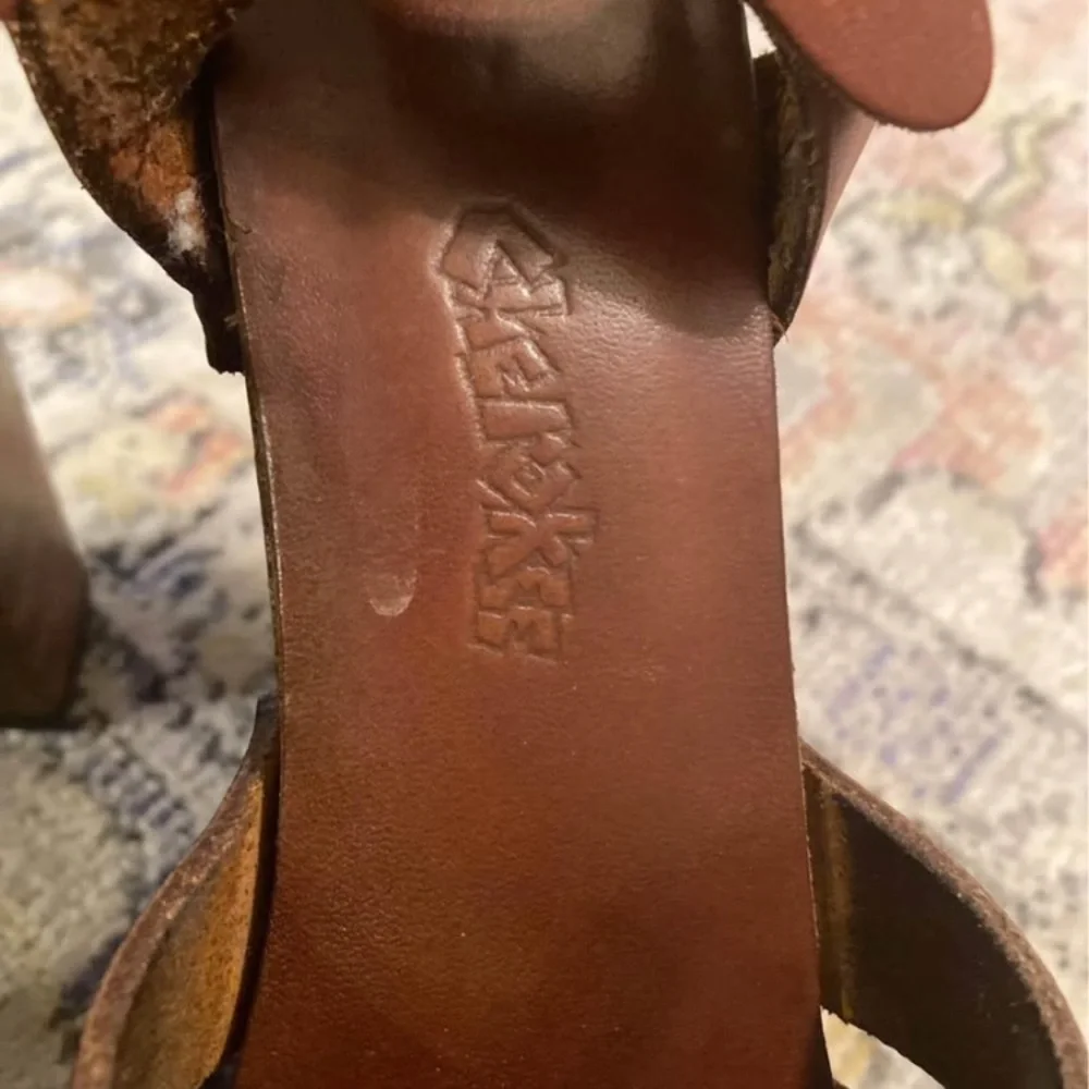 1970’s vintage Cherokee rare women stacked wooden platform heels sandals - Picture 3 of 6